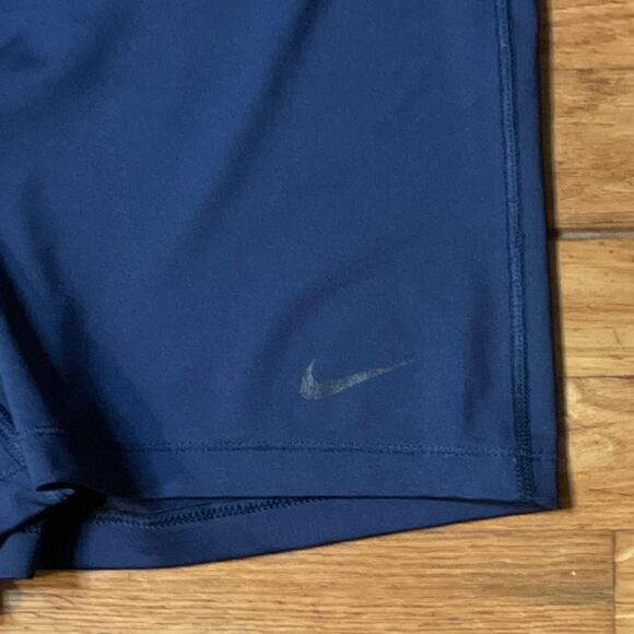 Nike Pro Women's  athletic workout shorts with Dri-FIT technology Sz L - Picture 10 of 16